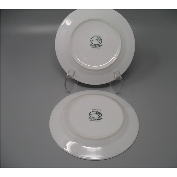 Pacific Rim red plaid salad plate 7 5/8” set of 2 Holiday Christmas China dishes - Picture 4 of 5